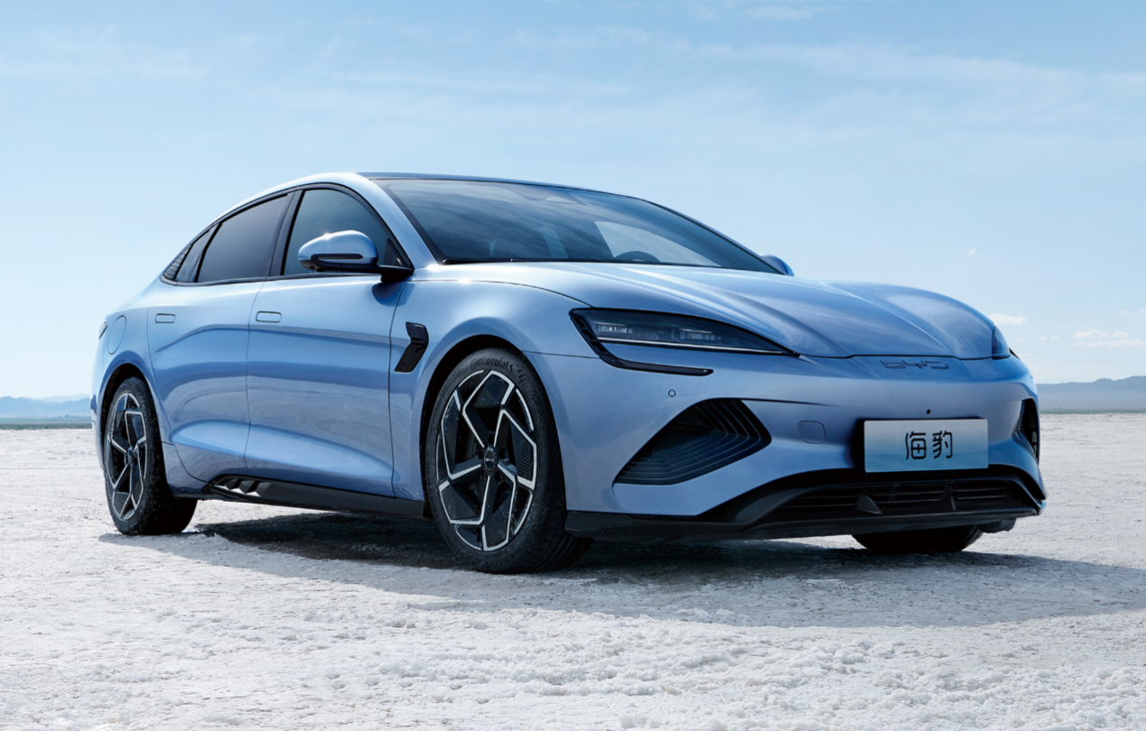 西甲关键时刻走向成谜,法兰克福迎来里程碑,话题不断,控场能力受关注(希波克拉底的三句名言) 西甲关键时刻走向成谜,法兰克福迎来里程碑,话题不断,控场能力受关注(希波克拉底的三句名言)