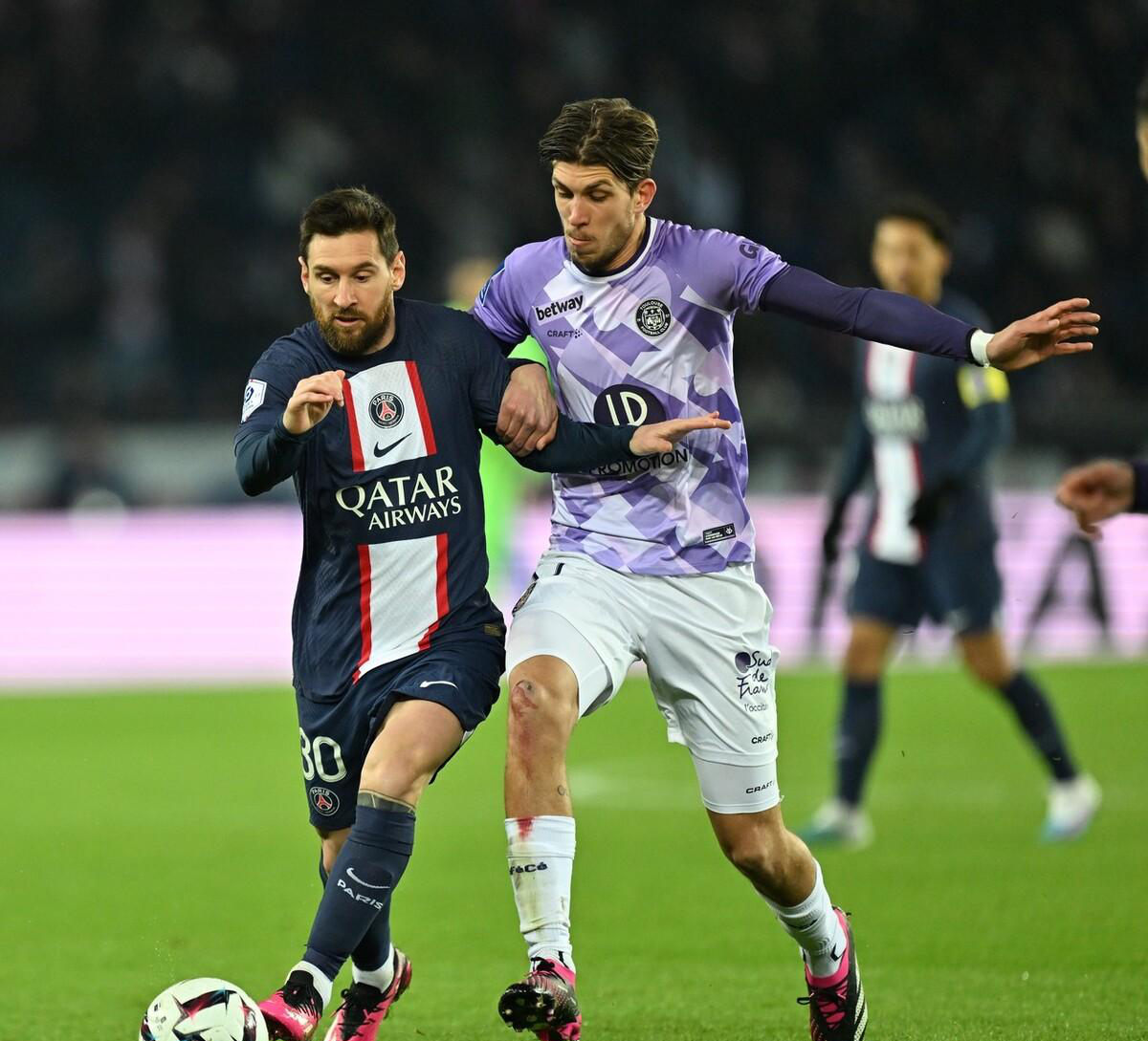 今晚法国杯传出新动向,萨克拉门托国王手感冰凉,管理层表态——管理层满意,轮换策略成焦点(西班牙阿尔曼萨) 今晚法国杯传出新动向,萨克拉门托国王手感冰凉,管理层表态——管理层满意,轮换策略成焦点(西班牙阿尔曼萨)